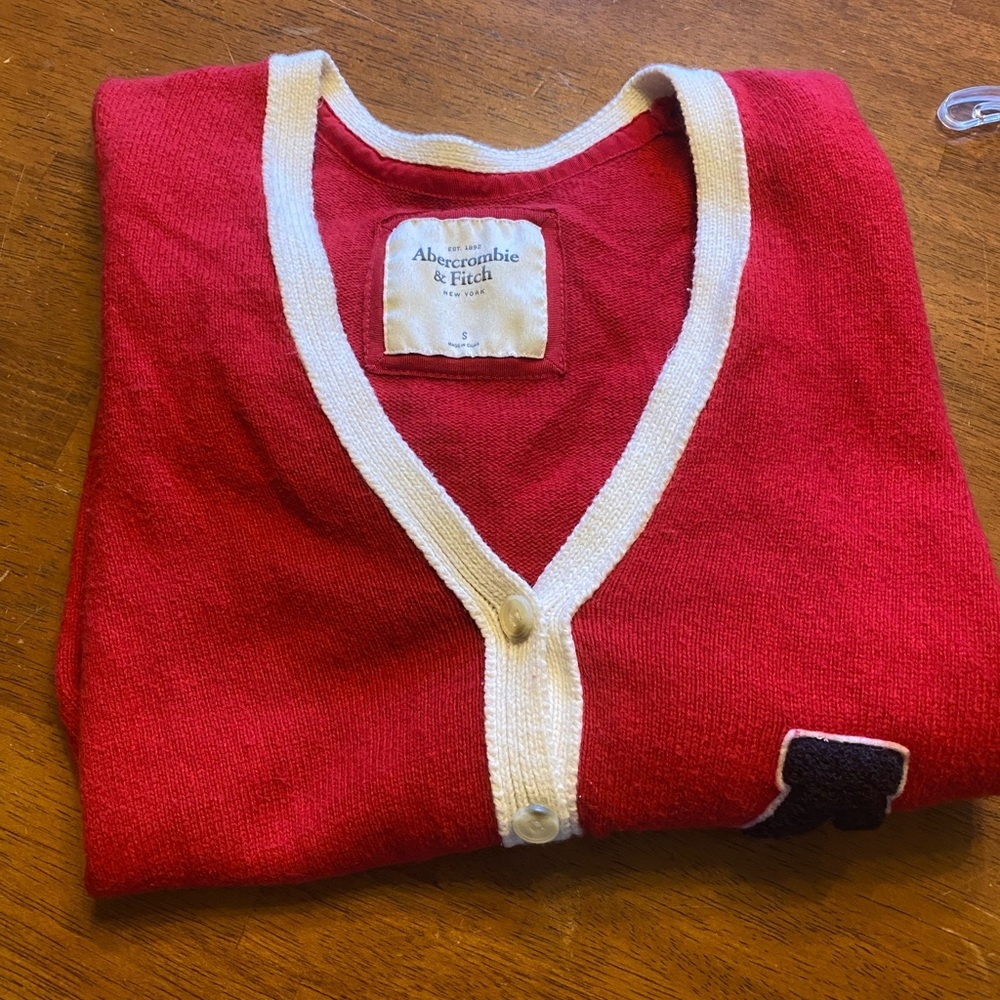 Abercrombie & Fitch Red V-Neck Varsity Cardigan Sweater Y2K - Picture 8 of 10